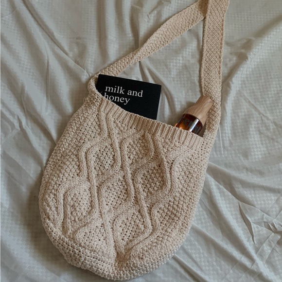 ୨୧ ･ﾟ✧ Crotchet Shoulder Bag - Picture 2 of 5